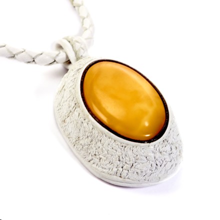 Колье &quot;Шик&quot; из Янтаря и натуральной кожи купить