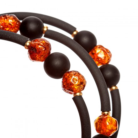 Браслет на струне с янтарем и лавой купить